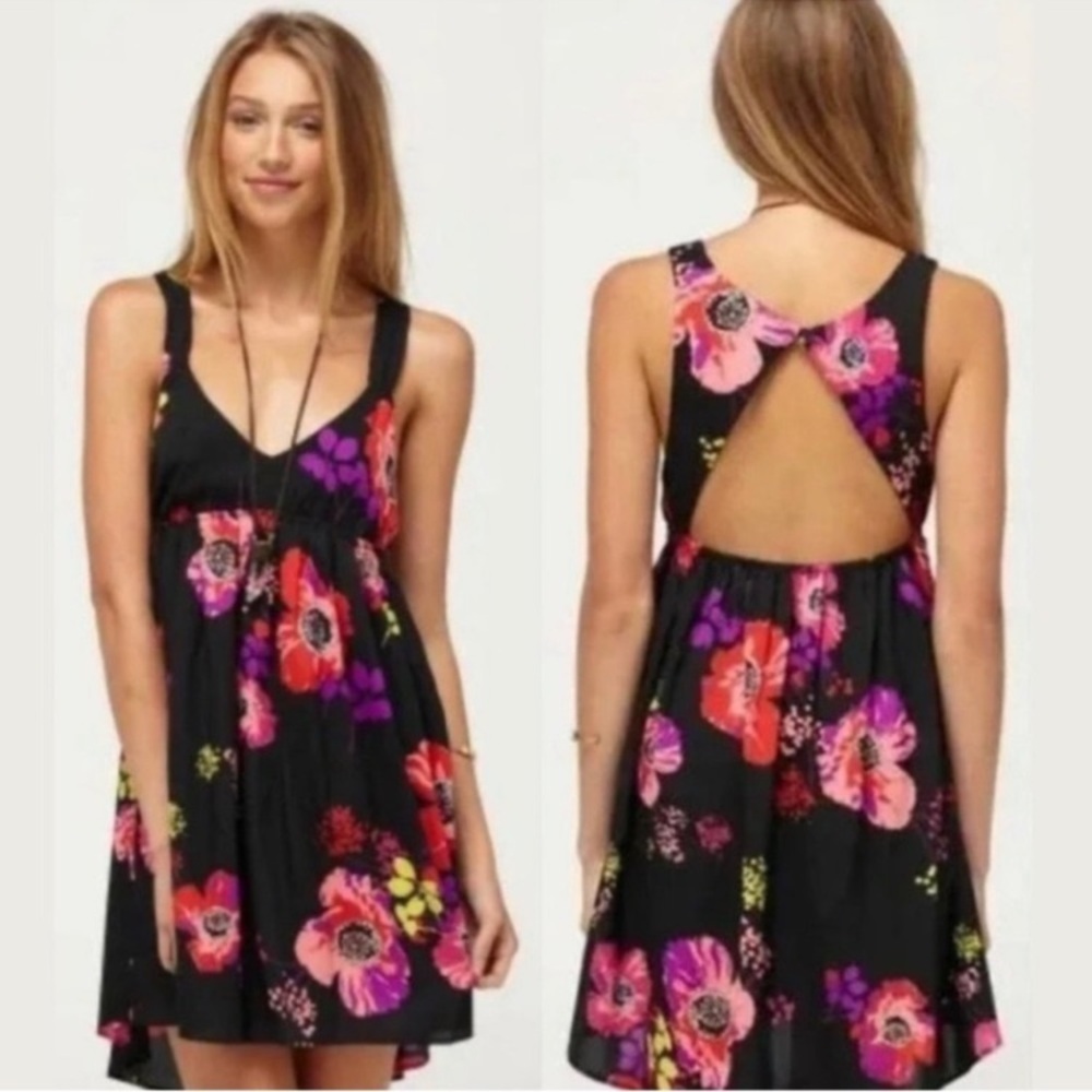 *Roxy Love Seeker Black Tropical Floral Cut Out Back Large Sleeveless Dress #J